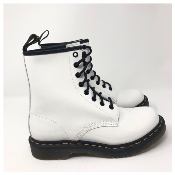 doc martens 11821